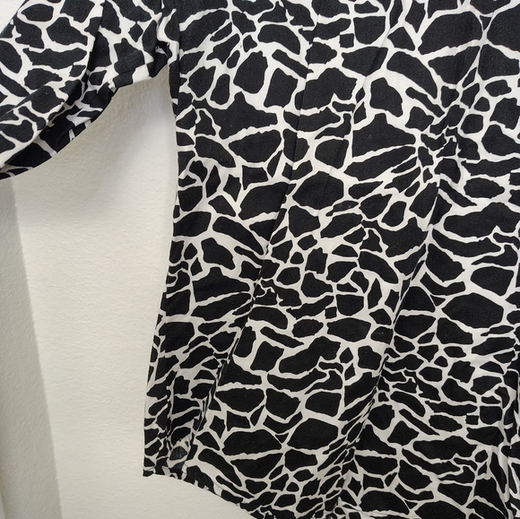JONES NEW YORK Women's Cotton Blouse Long Sleeve Animal Print Black White L - Picture 10 of 10